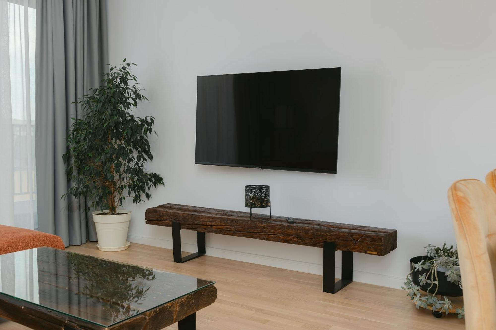 The Forest - Luxe Central Apt With Free Secured Parking Brassó Kültér fotó